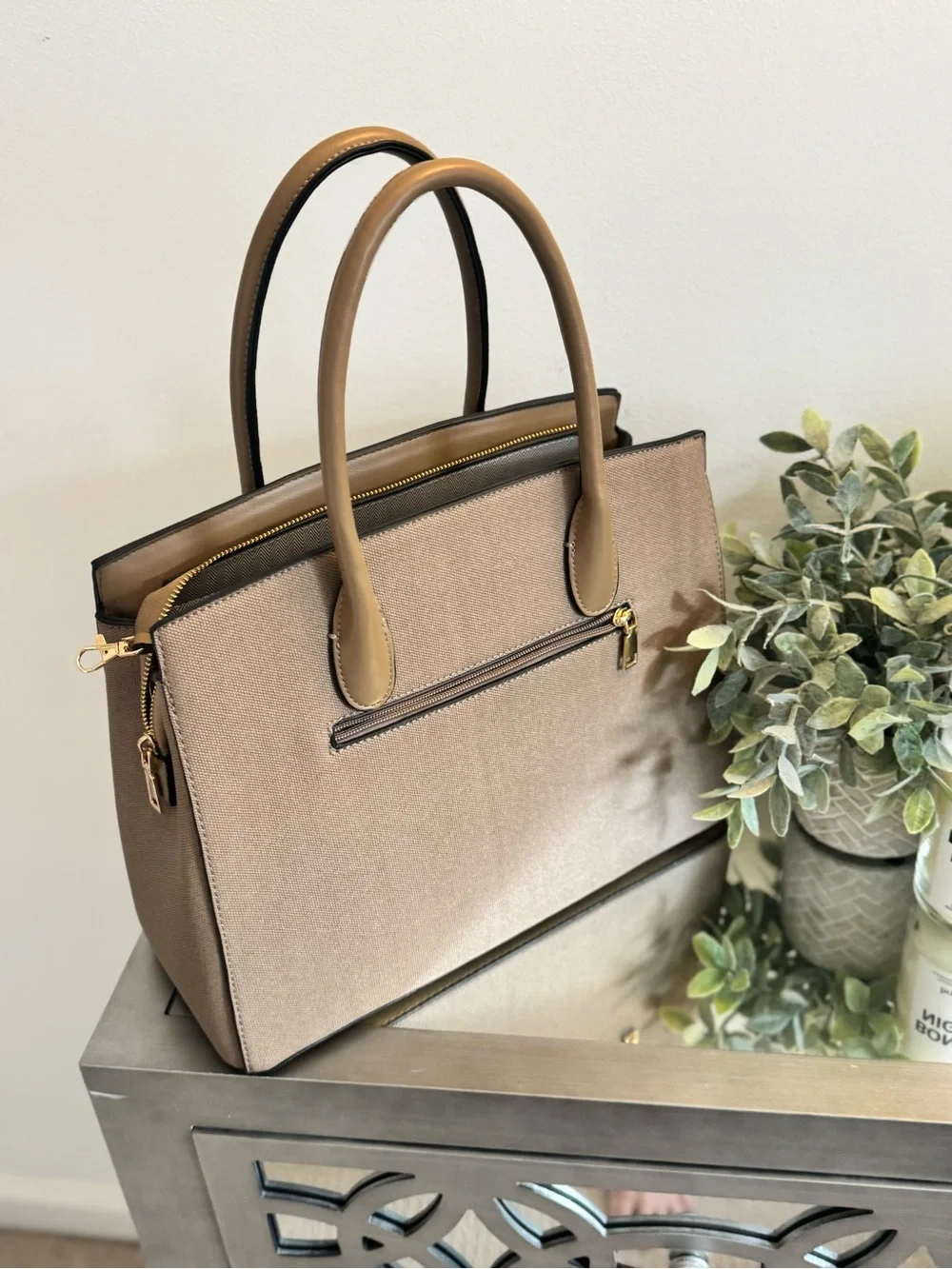 N/A elegant taupe